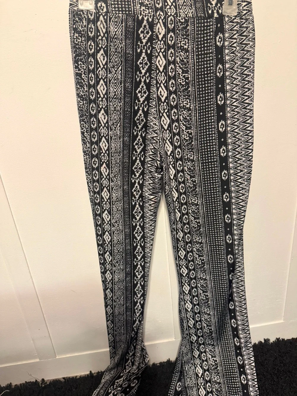 Charlotte Russe Black and White Aztec-Print Joggers